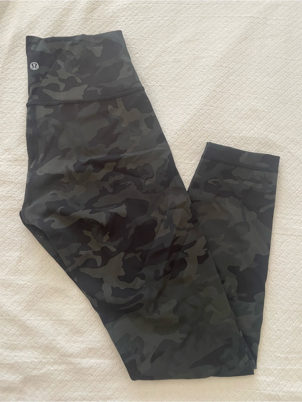 Aligned Lululemon High-Rise Camo Leggings camo green